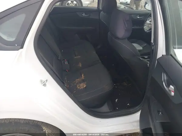 3KPF24AD5ME402722 2021 KIA FORTE - Image 8