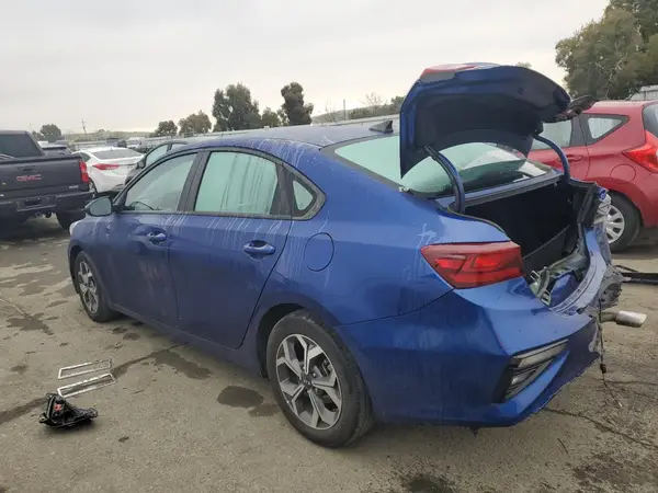 3KPF24AD5ME405698 2021 KIA FORTE - Image 2