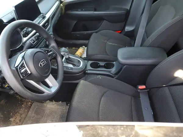 3KPF24AD5ME406351 2021 KIA FORTE - Image 8