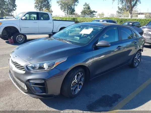 3KPF24AD5ME407158 2021 KIA FORTE - Image 2