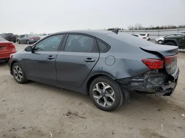 3KPF24AD5ME408875 2021 KIA FORTE - Image 2