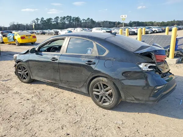 3KPF24AD5ME412148 2021 KIA FORTE - Image 2
