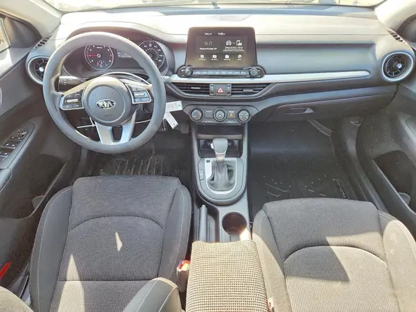 3KPF24AD5ME413378 2021 KIA FORTE - Image 8