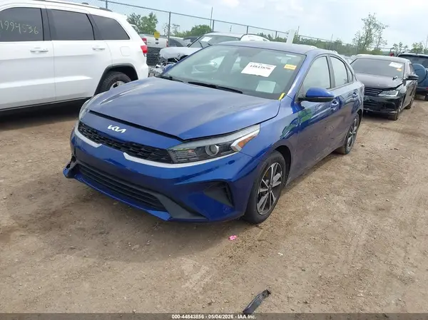 3KPF24AD5NE417710 2022 KIA FORTE - Image 2