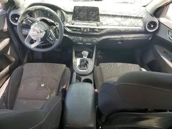 3KPF24AD5NE418226 2022 KIA FORTE - Image 8
