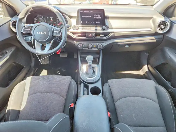 3KPF24AD5NE424852 2022 KIA FORTE - Image 8
