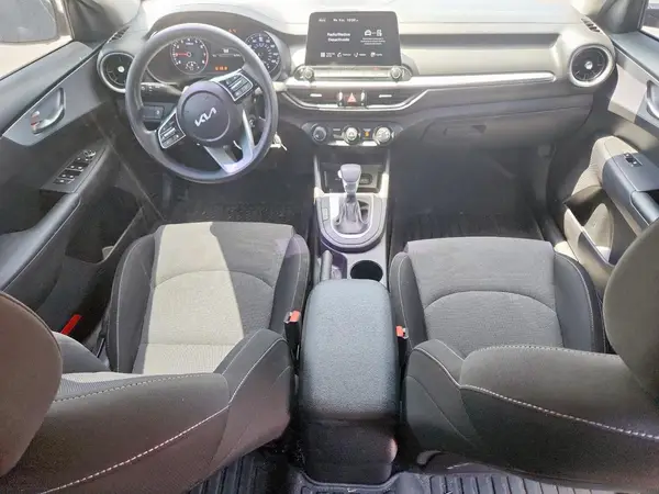 3KPF24AD5NE425371 2022 KIA FORTE - Image 8
