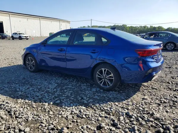 3KPF24AD5NE429033 2022 KIA FORTE - Image 2