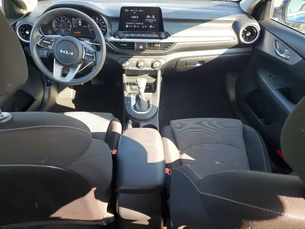 3KPF24AD5NE429033 2022 KIA FORTE - Image 8