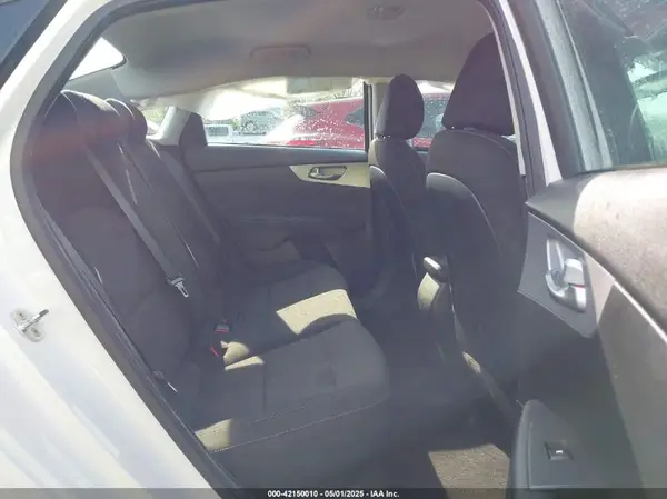 3KPF24AD5NE430893 2022 KIA FORTE - Image 8