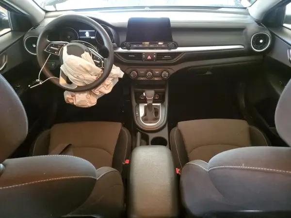 3KPF24AD5NE432577 2022 KIA FORTE - Image 8