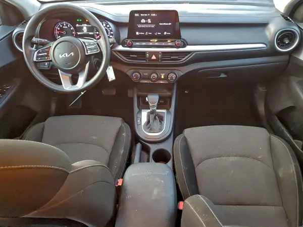 3KPF24AD5NE433051 2022 KIA FORTE - Image 8