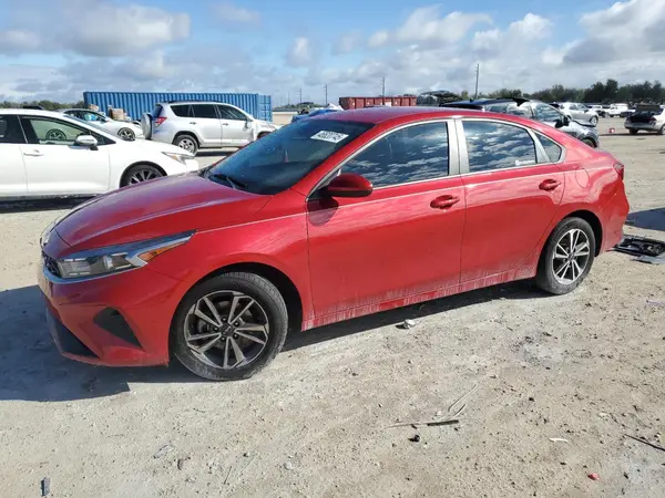 3KPF24AD5NE438427 2022 KIA FORTE - Image 1