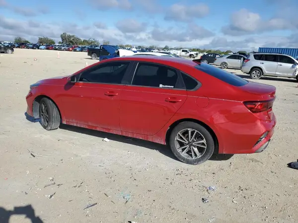 3KPF24AD5NE438427 2022 KIA FORTE - Image 2