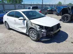 3KPF24AD5NE438797 2022 KIA FORTE
