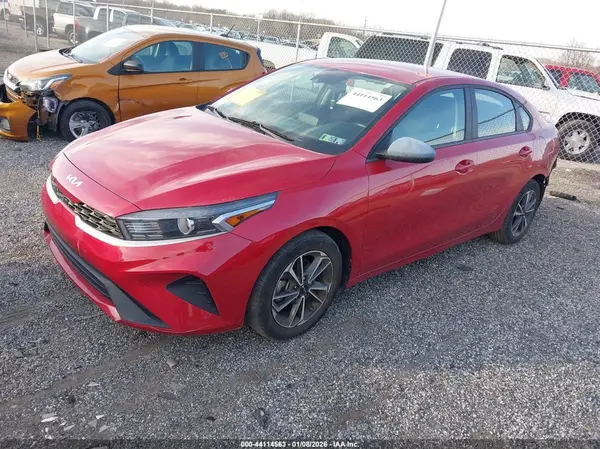 3KPF24AD5NE447290 2022 KIA FORTE - Image 2