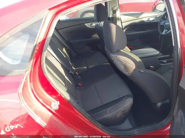 3KPF24AD5NE447290 2022 KIA FORTE - Image 8