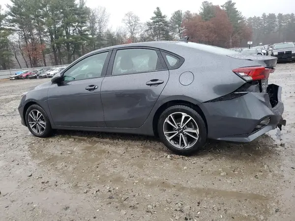 3KPF24AD5NE448679 2022 KIA FORTE - Image 2