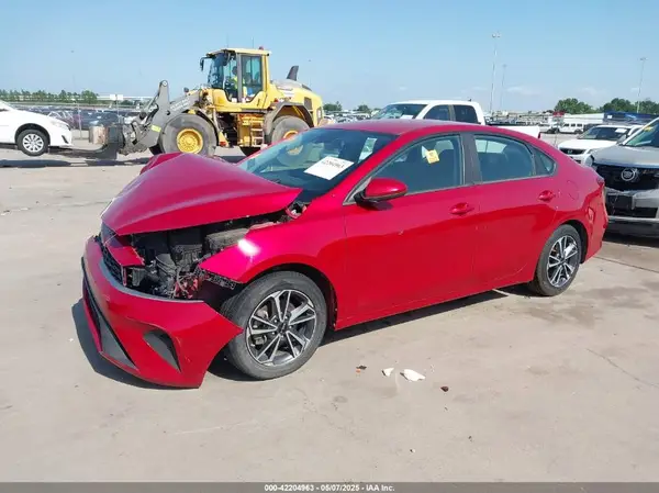 3KPF24AD5NE450111 2022 KIA FORTE - Image 2