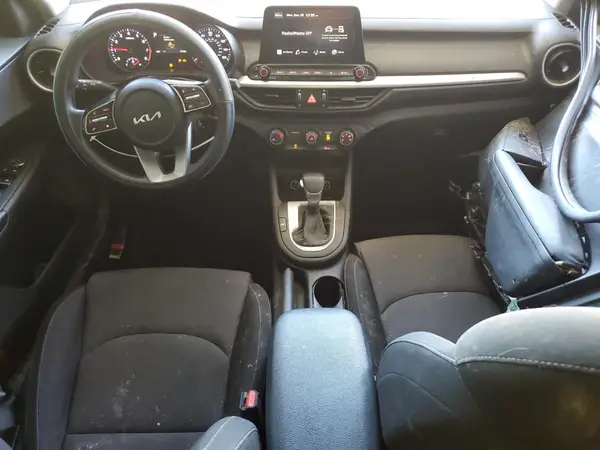 3KPF24AD5NE452487 2022 KIA FORTE - Image 8