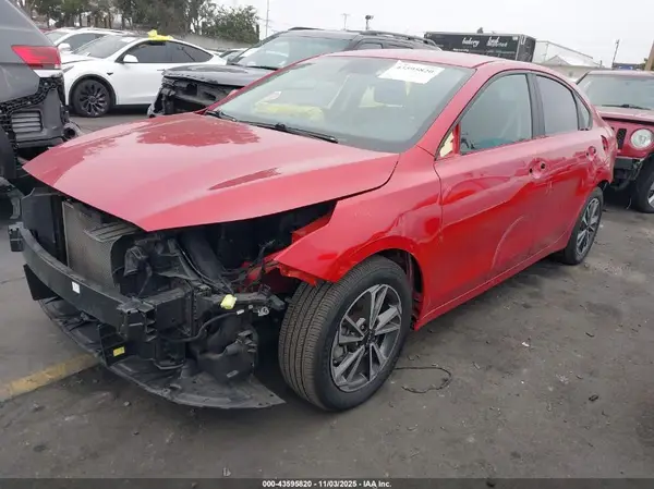 3KPF24AD5NE453493 2022 KIA FORTE - Image 2