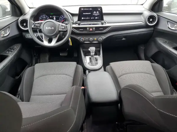 3KPF24AD5NE460377 2022 KIA FORTE - Image 8