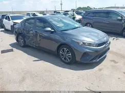 3KPF24AD5NE460878 2022 KIA FORTE
