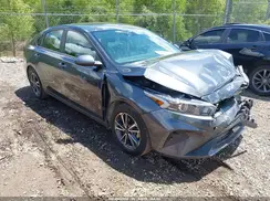 3KPF24AD5NE460914 2022 KIA FORTE