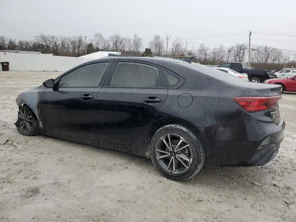 3KPF24AD5NE462596 2022 KIA FORTE - Image 2