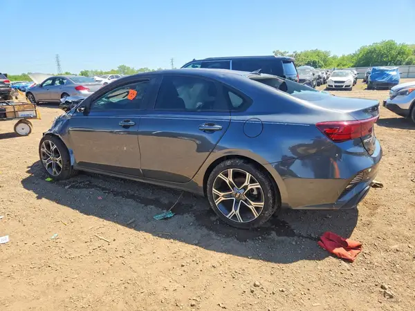 3KPF24AD5NE463814 2022 KIA FORTE - Image 2