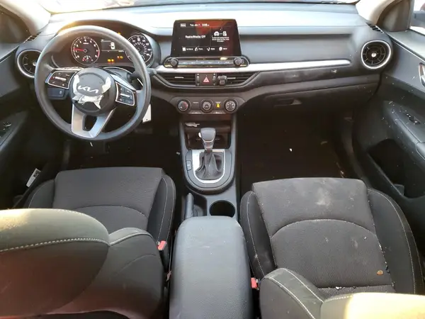 3KPF24AD5NE465448 2022 KIA FORTE - Image 8