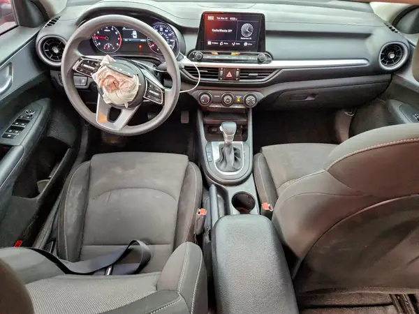 3KPF24AD5NE468138 2022 KIA FORTE - Image 8