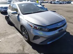 3KPF24AD5NE468401 2022 KIA FORTE