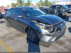 3KPF24AD5NE473162 2022 KIA FORTE
