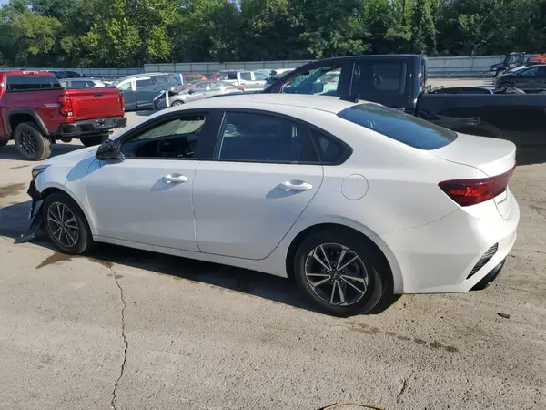 3KPF24AD5NE473811 2022 KIA FORTE - Image 2