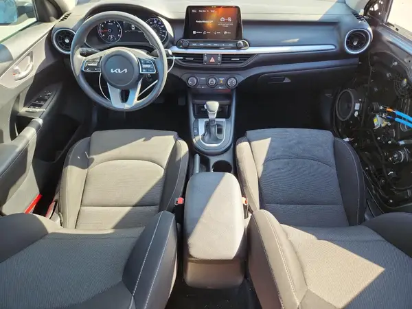 3KPF24AD5NE484291 2022 KIA FORTE - Image 8