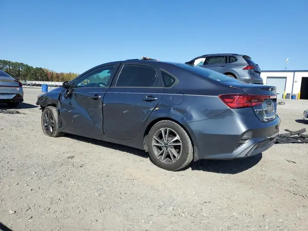 3KPF24AD5NE484386 2022 KIA FORTE - Image 2