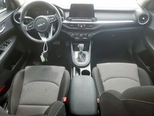 3KPF24AD5NE484565 2022 KIA FORTE - Image 8