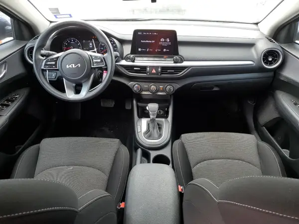 3KPF24AD5NE485280 2022 KIA FORTE - Image 8