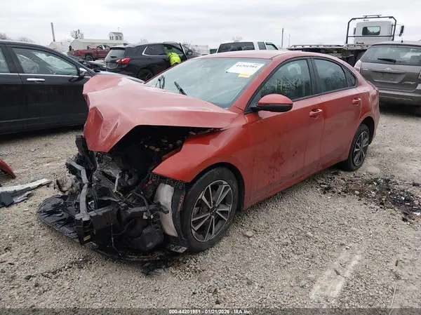3KPF24AD5NE486476 2022 KIA FORTE - Image 2