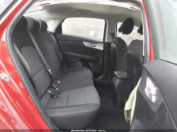 3KPF24AD5NE486476 2022 KIA FORTE - Image 8
