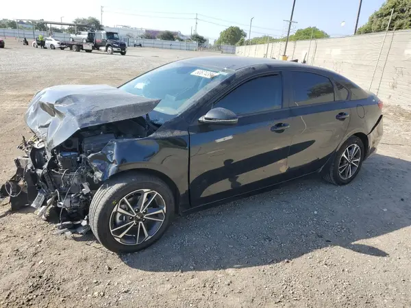 3KPF24AD5NE488745 2022 KIA FORTE - Image 1