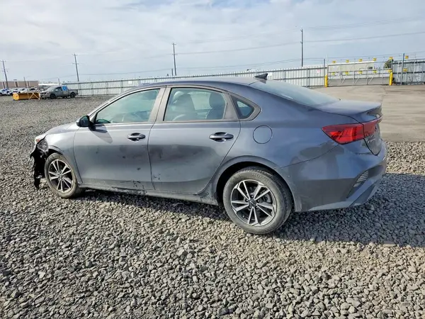 3KPF24AD5NE497039 2022 KIA FORTE - Image 2