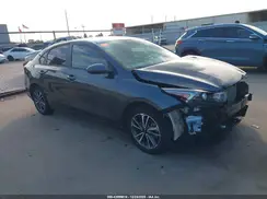 3KPF24AD5NE497588 2022 KIA FORTE