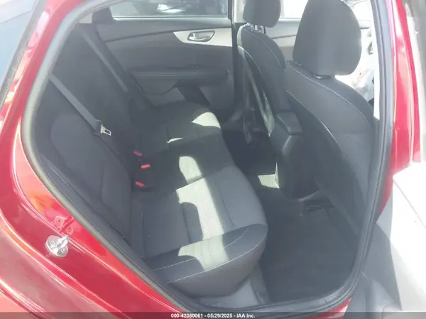3KPF24AD5NE497638 2022 KIA FORTE - Image 8