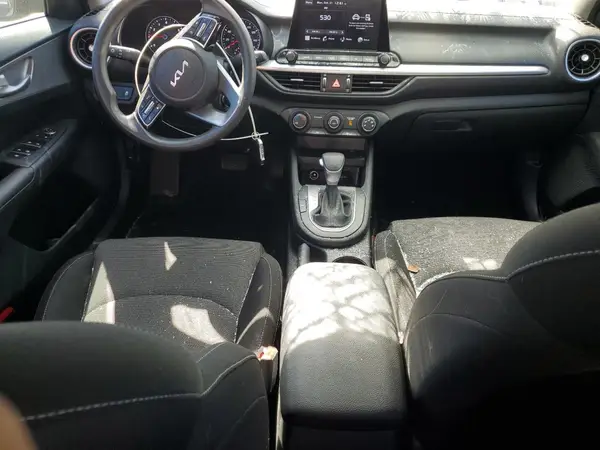 3KPF24AD5NE499180 2022 KIA FORTE - Image 8