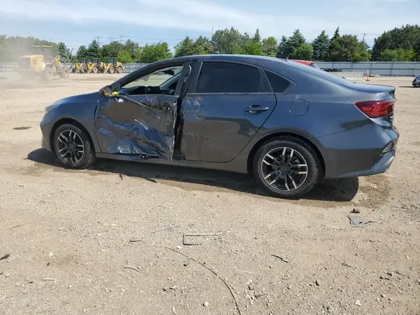 3KPF24AD5NE499258 2022 KIA FORTE - Image 2