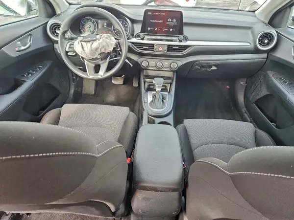 3KPF24AD5NE503325 2022 KIA FORTE - Image 8