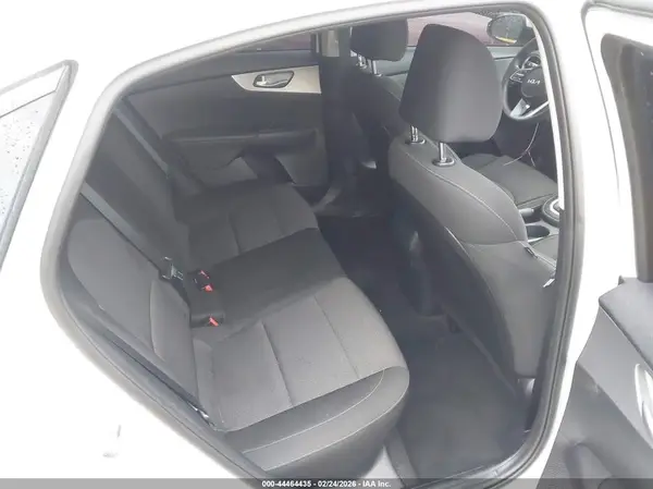 3KPF24AD5PE506812 2023 KIA FORTE - Image 8