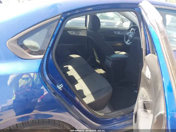 3KPF24AD5PE507698 2023 KIA FORTE - Image 8